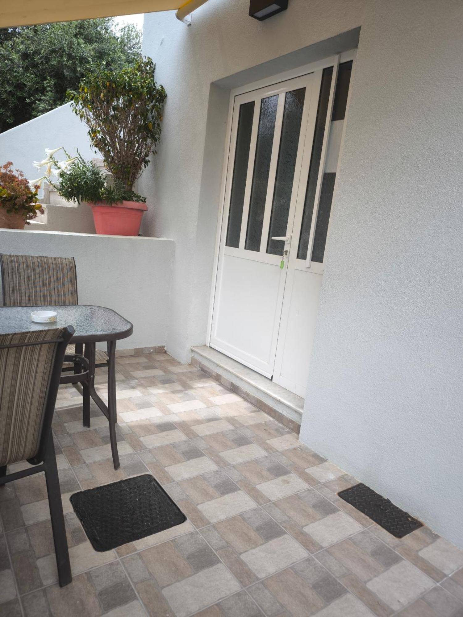 Alexia Rooms Paleochora Exterior foto